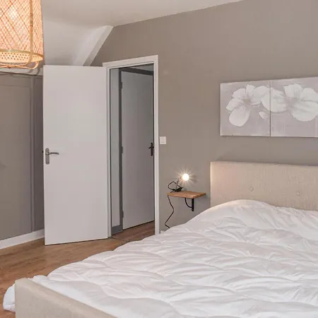 Amazing In Dor Les Pins With Kitchen * Sables-d'Or-les-Pins