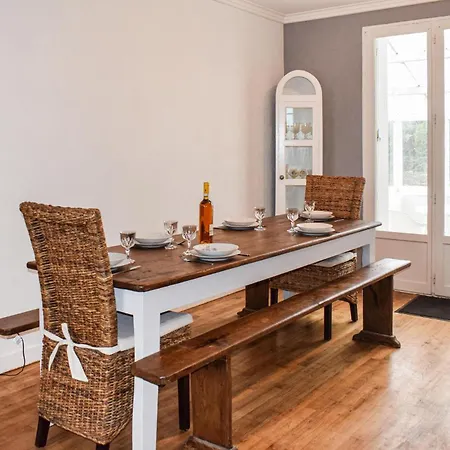 Amazing In Dor Les Pins With Kitchen Holiday home